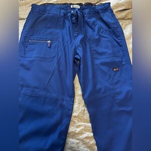 KOI Lite 721 Women’s Peace Scrub pant - Medium